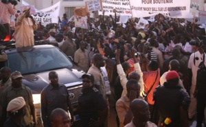 Images de l'accueil de Macky Sall à Guédiawaye 