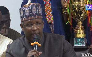 Ada Fass vs Eumeu Sène- Remise de drapeau : Makane Mbengue « Feu Gaston Mbengue peut être fier de cet héritage »