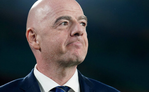 Une somme à six chiffres: l’UEFA confirme avoir payé des “indemnités” à une employée liée à Infantino