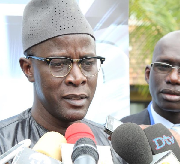 YAKHAM MBAYE : « Parvenir au vote du projet de code de la presse avant fin 2016… Les dérives ne manquent pourtant pas... »