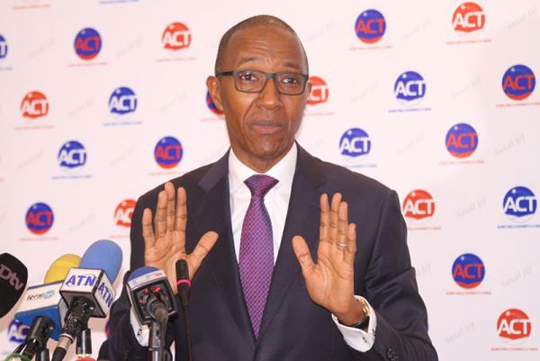 Abdoul Mbaye a réagi suite à la publication de la lettre du premier ministre Boun Abdallah Dionne