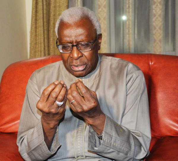 Lamine Diack, l’otage d’un système (par Abdoulaye THIAM)