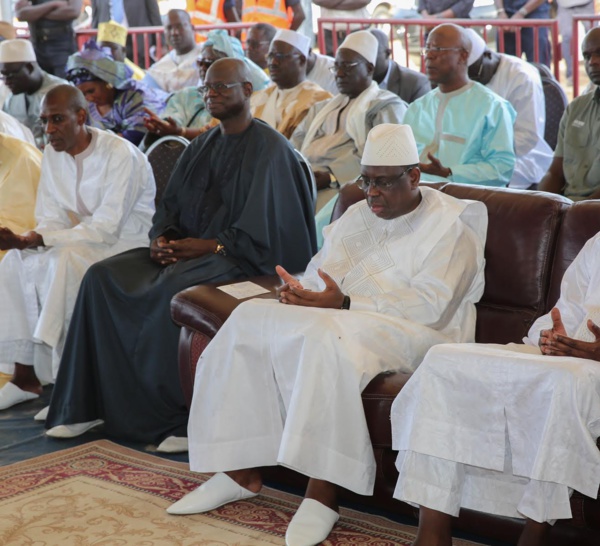 RUFISQUE : Le président Macky Sall a présenté ses condoléances à la famille de Me Mbaye Jacques Diop