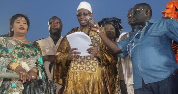 FINANCEMENT : Le «Réseau Des Femmes Pour l’Emergence» de Kaffrine reçoit 600 millions des mains du ministre Moustapha Diop