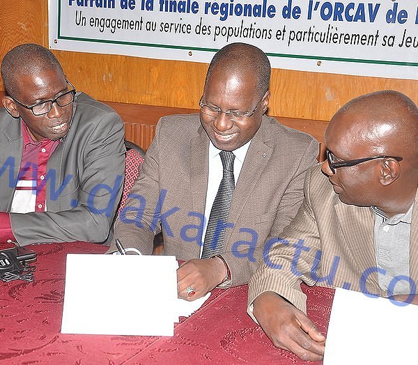 FINANCEMENT DE 30 MILLIONS DE FRANCS CFA DU FDSUT EN FAVEUR DE L'ONCAV : ABDOU KARIM SALL ENCLENCHE LA RÉVOLUTION NUMÉRIQUE DANS LE MOUVEMENT NAVÉTANES. 