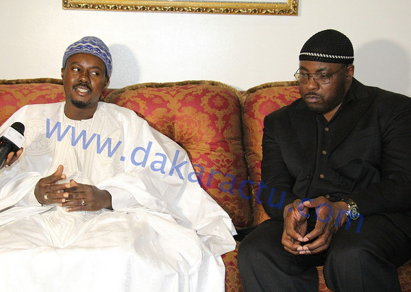 Serigne Bass Abdou Khadre recevant une délégation d’Imams Américains : « Que le monde sache que la voie du mouridisme, c’est l’Islam… ».