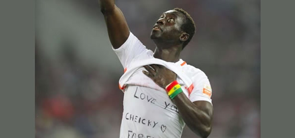Papis Demba Cissé marque et rend hommage à Cheick Tioté (vidéo)