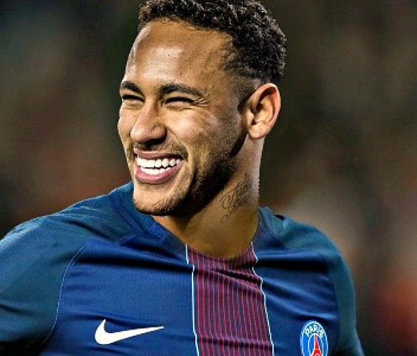 Neymar aurait dit oui à Paris !