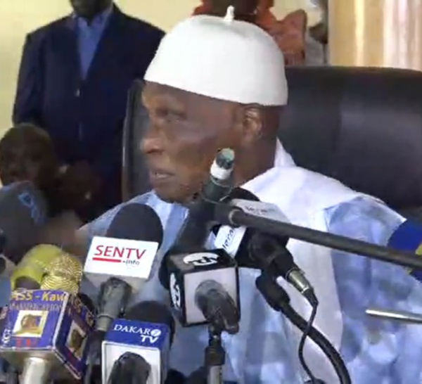 [REPLAY] : Revivez sur Dakaractu la conférence de presse de Me Abdoulaye Wade