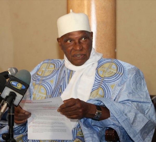 Me Abdoulaye Wade démissionne de son poste de député à l'Assemblée nationale
