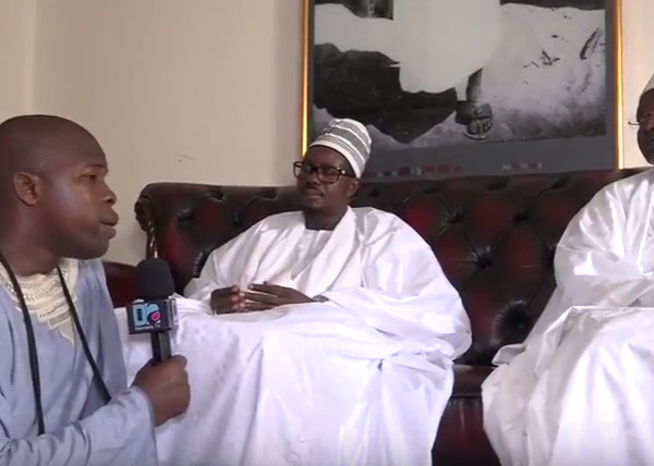 Visite de la délégation officielle chez Serigne Bass Abdou Khadre Mbacké