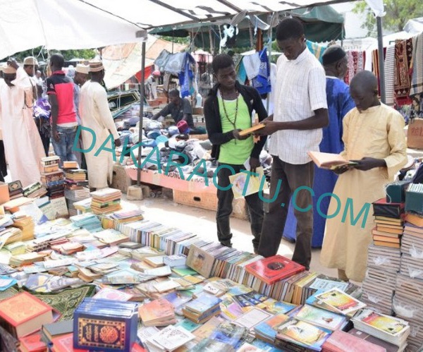 Médina Baye : l'esplanade de la mosquée se transforme en foire le temps du Gamou (Images)