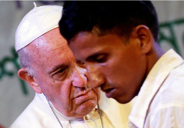 Les larmes du pape François devant les réfugiés rohingyas