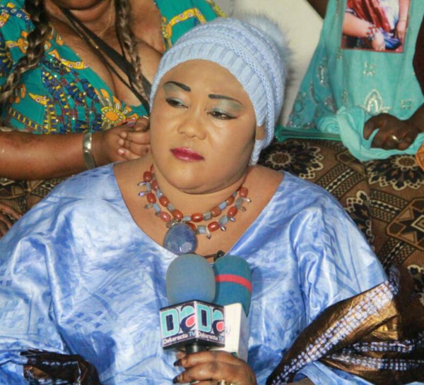 SOKHNA ASTOU BOURY MBACKÉ : ' Je suspends mes activités dans l'Apr... Macky est mal représenté à Touba '