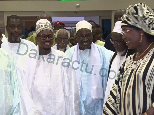 Visite de Serigne Bass Abdou Khadre à l’Aéroport International Blaise Diagne