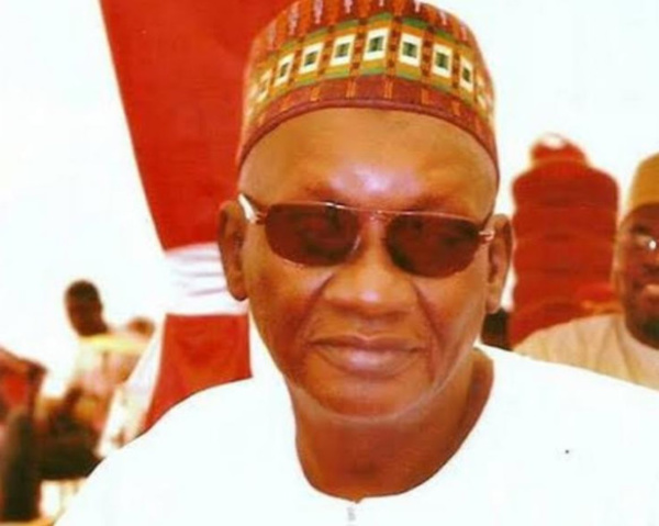 Serigne Bassirou Niass, porte-parole du Khalife de Médina Baye : " Les gens qui ont payé leurs billets d'avion pour prendre part au Gamou sont plus chanceux que ceux qui l'ont fait pour se rendre à Bercy"