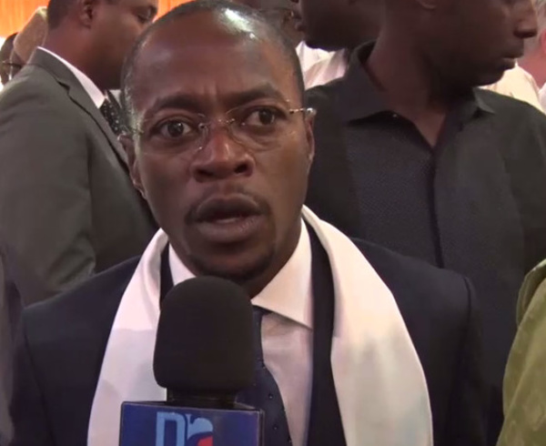 Remise du Prix Macky Sall au Moro Naba: L'Assemblée nationale du Sénégal représentée par son 3e vice-président, Abdou Mbow