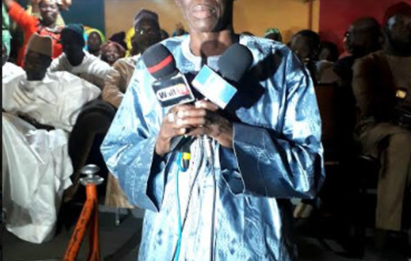 Meeting de ralliement : Ousmane Ndiaye Sall, leader du groupement des chauffeurs de Louga rejoint le navire de Dolly Macky