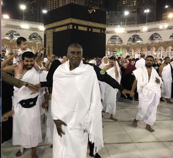 Me Sidiki Kaba à La Mecque : intenses moments de dévotion