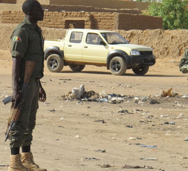 Plus de 30 tués en 24 heures dans des attaques au Mali