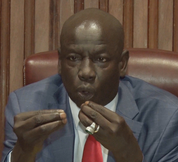 Affaire Aly Ngouille / Le PS défend le ministre de l’intérieur : « l’opposition profite des moindres failles pour s’acharner… »