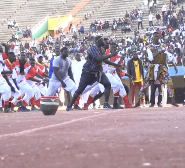 Regardez le «touss » de Boy Niang 2 acclamé par ses fans