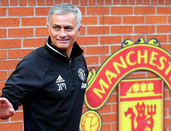 Man Utd : Mourinho va faire un grand ménage