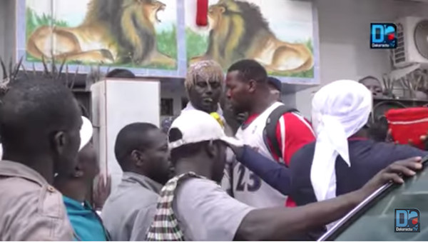 COMBAT BALLA GAYE 2 VS GRIS BORDEAUX : Guédiawaye en "feu"