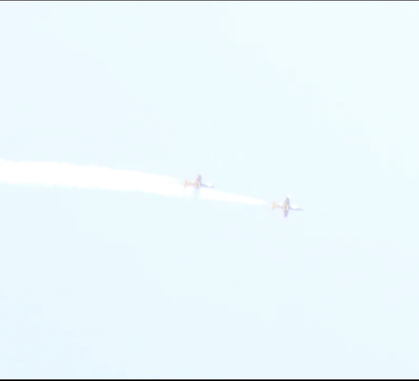 CES DEUX AVIONS QUI ONT DÉFILÉ CE 4 AVRIL- Des L-39NG, dernière évolution de L'Albatros fabriqués par une entreprise Tchèque et testés au Sénégal