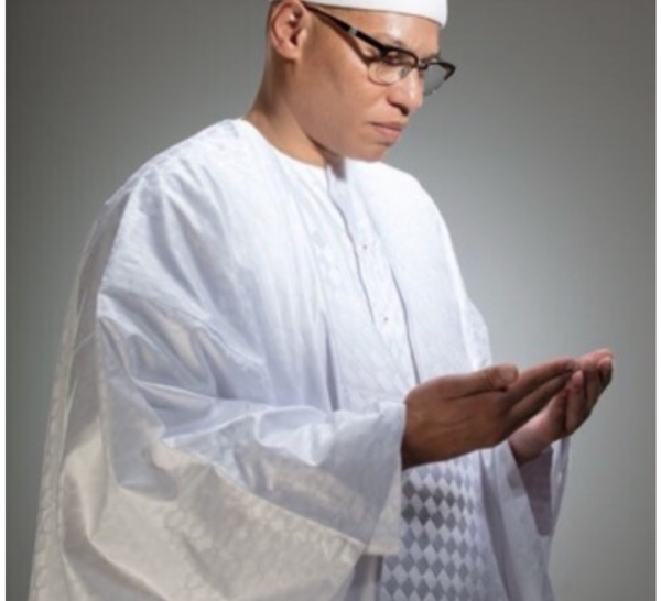 Karim Wade annonce son retour d’exil : « Je suis en route pour faire face à mes devoirs »
