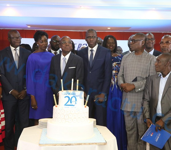 20 ans SGI-CGF Bourse : Gabriel Fal « le Mozart de la finance sénégalaise » consacré parmi les siens (Les images)