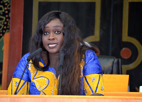 FATOU THIAM, ANCIENNE DU PDS ET ACTUEL SOUTIEN DE MACKY SALL  : « Le Président Macky Sall me témoigne respect et considération, mais certains membres de son entourage ne veulent pas de notre compagnonnage»