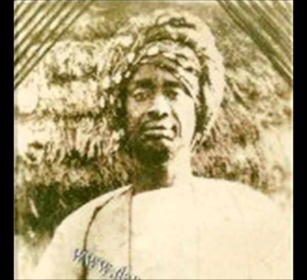 DAROU KHOUDOSS 2018- Touba se rappelle, ce samedi,  du transfèrement de Serigne Touba pour son repos éternel, de Diourbel à Touba par Serigne Modou Moustapha