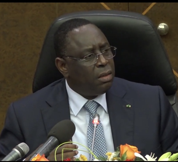 Economie / Macky Sall hausse le ton : ‘’Que ceux qui ne savent pas aillent s’informer’’