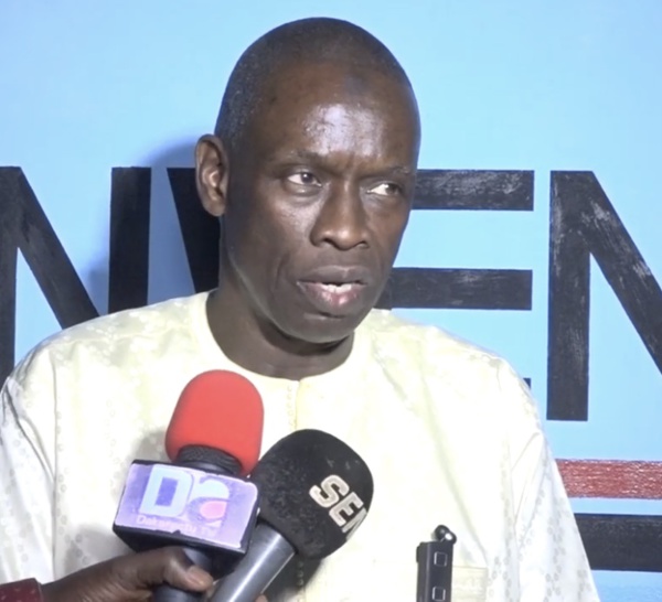  (VIDÉO) HUÉES CHEZ SERIGNE MOUNTAKHA  / "Le Premier ministre victime d'une mise en scène orchestrée par des Rewmistes. Le Khalife a  promis de sévir" (Abô Sall)