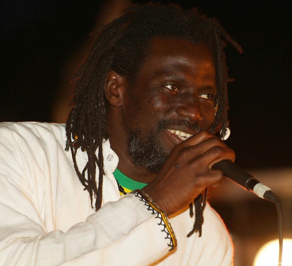 Tiken Jah Fakoly dédie une chanson à « la révolution sénégalaise du 23 juin. »
