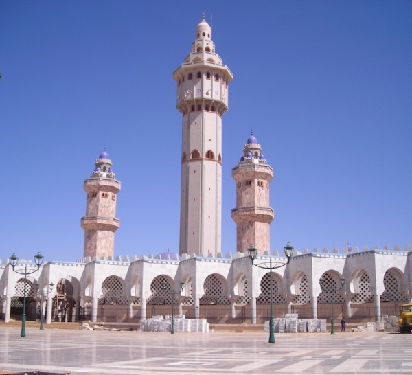 Visite du M23 à Touba : réalités et jeux d'ombres.