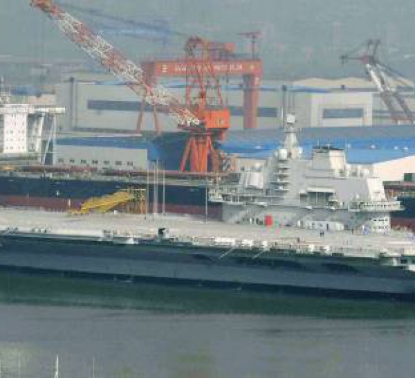 Le premier porte-avions chinois inquiète les États-Unis