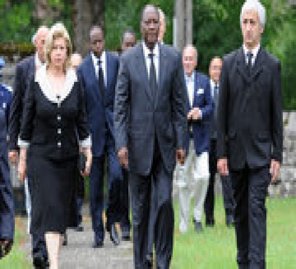 Sarkozy et Ouattara dînent au Cap Nègre