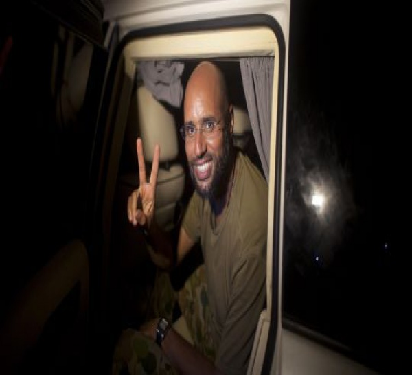 Saïf Al-Islam, fils de Kadhafi, apparaît libre à Tripoli