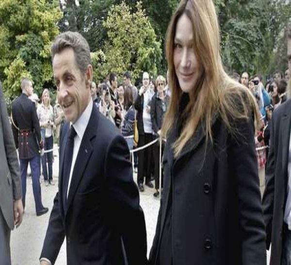 Il n'aurait pas dû appeler Carla Bruni