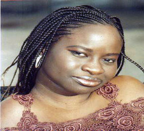 AÏSSATOU CISSE, ECRIVAIN, HANDICAPEE MOTRICE : Une plume au service des enfants et des femmes