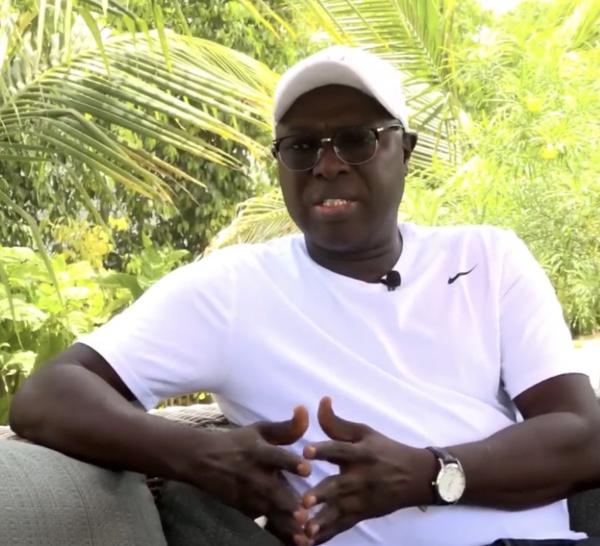 Dialogue national : Arona Coumba Ndoffène Diouf opte pour une femme neutre et indépendante