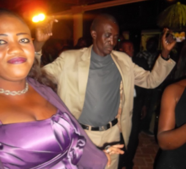 Johnson Mbengue de l'APIX en mode retro