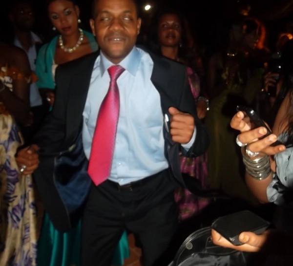 A la Senelec on sait aussi danser, suivez mon regard: Babacar Sow du département communication de la Senelec