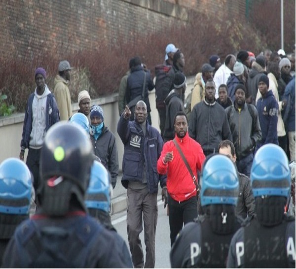Photos-VIDEO: La colère des modou-modou après l'assassinat de deux Sénégalais par un Italien à Florence