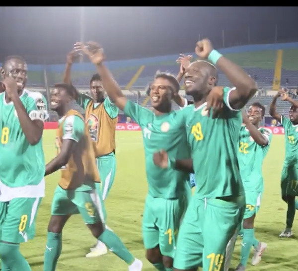 Sénégal-Tunisie (1-0) : Chants et pas de danse des Lions après la qualification en finale