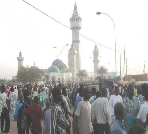 L’économie de la tournée internationale de Cheikh Bassirou Mbacké Abdoul Khadre en prélude du Magal 2012 