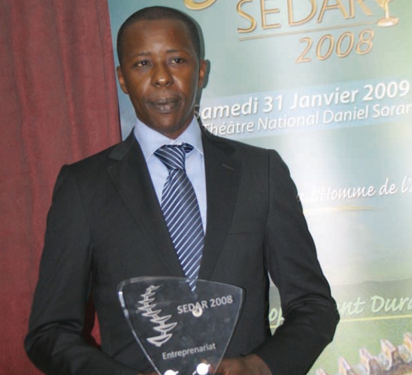 Un escroc se fait passer pour Cheikh Amar pour déplumer les citoyens 