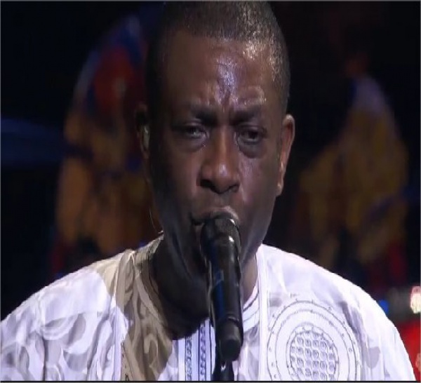 Youssou Ndour: "Les Sénégalais ne veulent plus être trompés. Il est hors de question qu’on viole notre Constitution.»